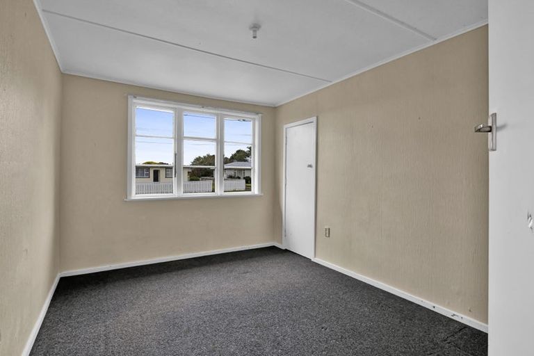 Photo of property in 47 Fairfield Road, Hawera, 4610