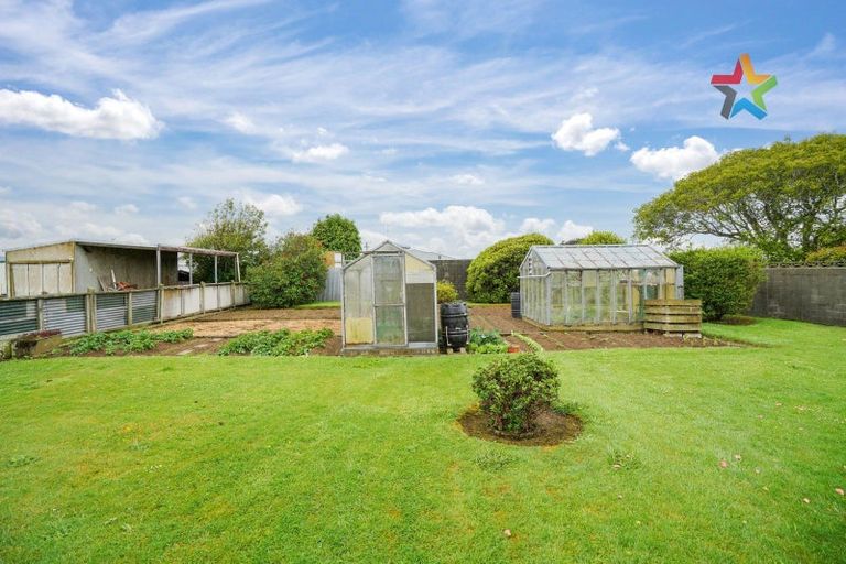 Photo of property in 49 Mauchline Street, Wallacetown, 9816