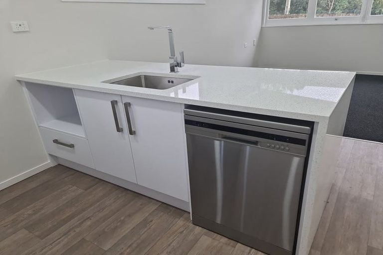 Photo of property in 42 Helvetia Road, Pukekohe, 2120