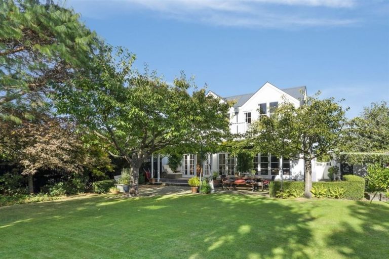 Photo of property in 55 Weston Road, Waiareka Junction, Oamaru, 9401