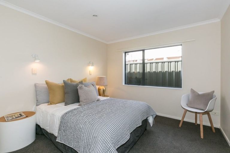 Photo of property in 24 Fairview Place, Havelock North, 4130