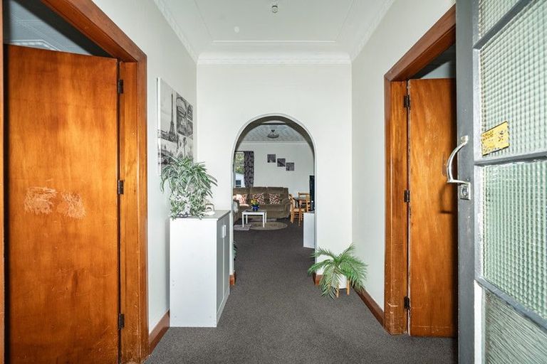 Photo of property in 9 Ossian Street, Milton, 9220