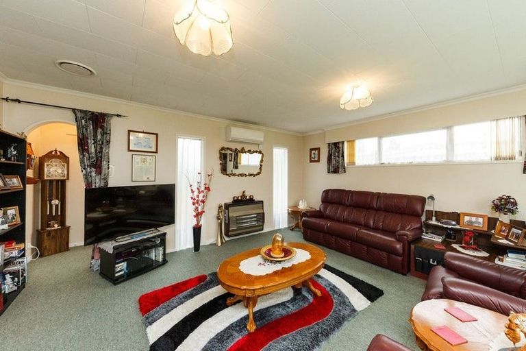 Photo of property in 36 John F Kennedy Drive, Milson, Palmerston North, 4414