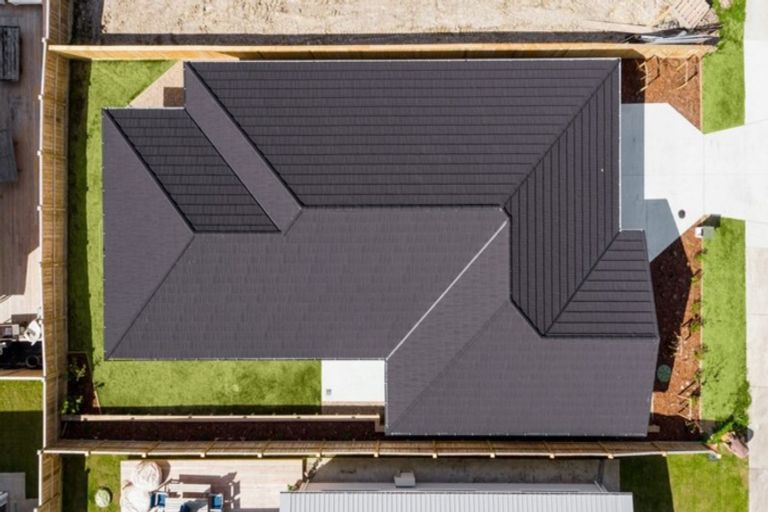 Photo of property in 41 Nobilo Road, Kumeu, 0810