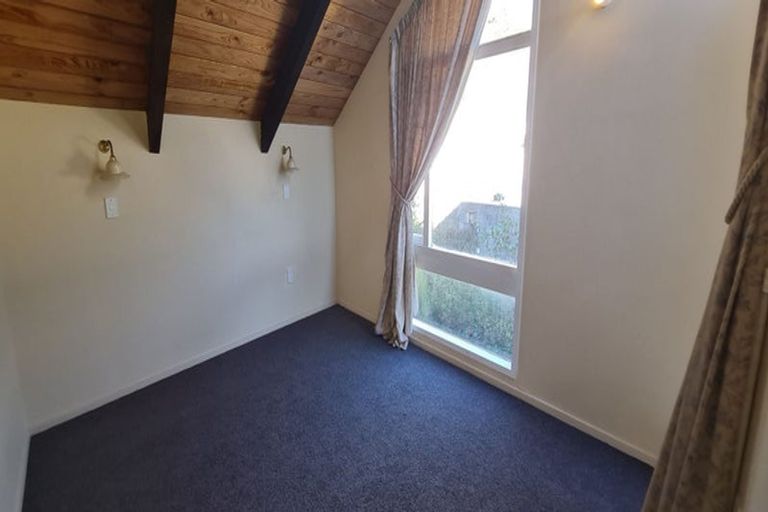 Photo of property in 39 Robieson Street, Roseneath, Wellington, 6011