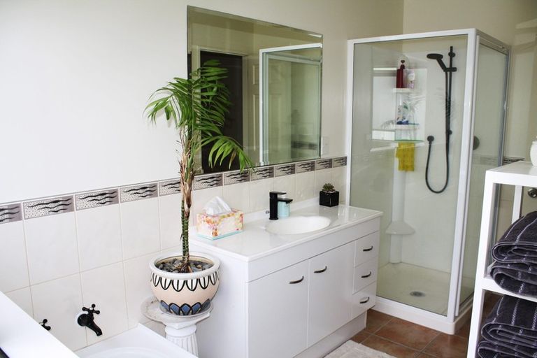 Photo of property in 7 Hulme Place, Owhata, Rotorua, 3010