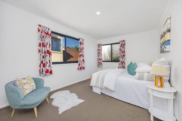 Photo of property in 4 Parkwood Crescent, Gulf Harbour, Whangaparaoa, 0930