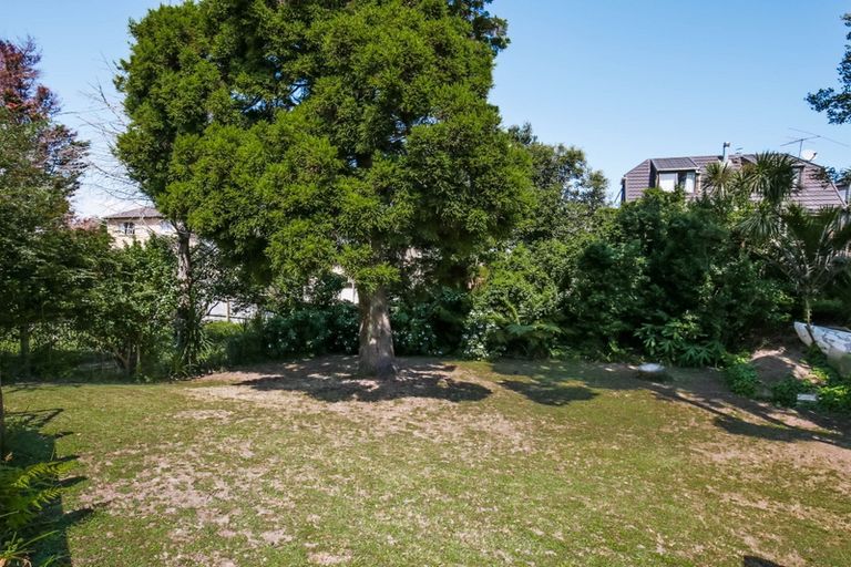 Photo of property in 11 Dickey Street, New Windsor, Auckland, 0600