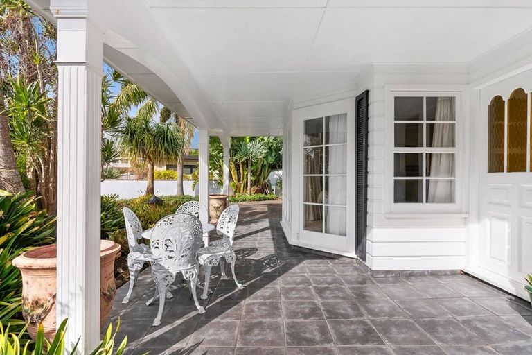 Photo of property in 6 Adonis Place, Half Moon Bay, Auckland, 2012