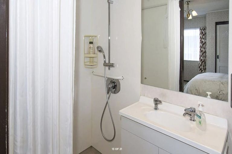 Photo of property in 147 Prince Regent Drive, Farm Cove, Auckland, 2012