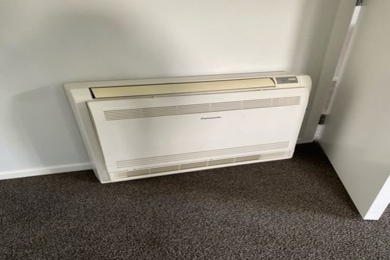 Photo of property in 6 Moehau Grove, Trentham, Upper Hutt, 5018