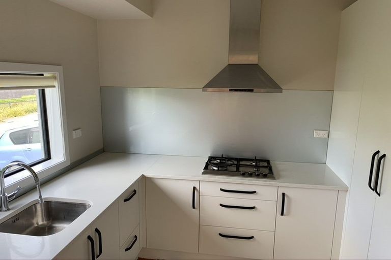 Photo of property in 11 Shelby Place, Long Bay, Auckland, 0630