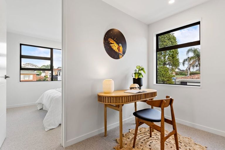 Photo of property in 3 Trafalgar Road, Milford, Auckland, 0620