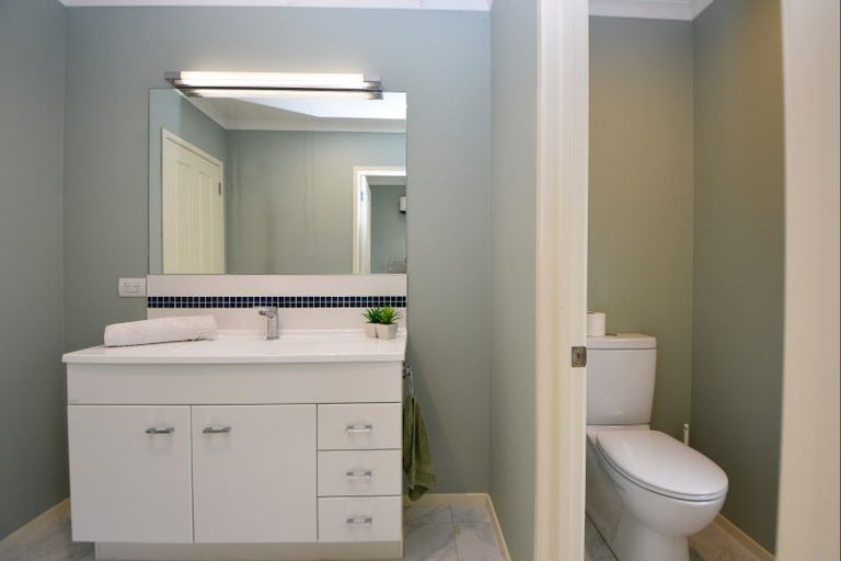 Photo of property in 17 Carrington Drive, Carterton, 5713