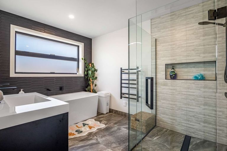 Photo of property in 6 Mcwatters Drive, Ngatea, 3503