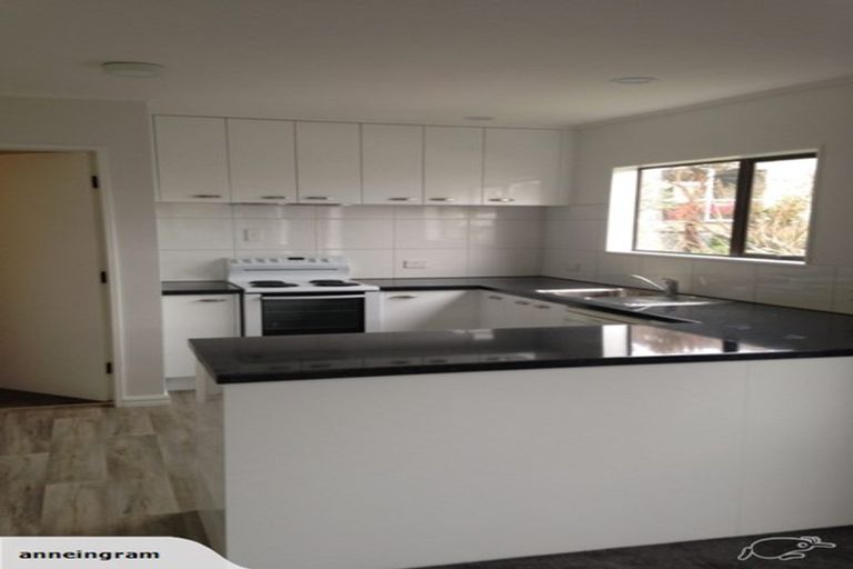 Photo of property in 112 Weka Street, Miramar, Wellington, 6022