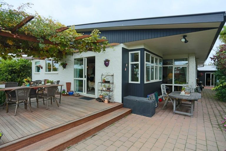 Photo of property in 102c Isleworth Road, Bishopdale, Christchurch, 8053