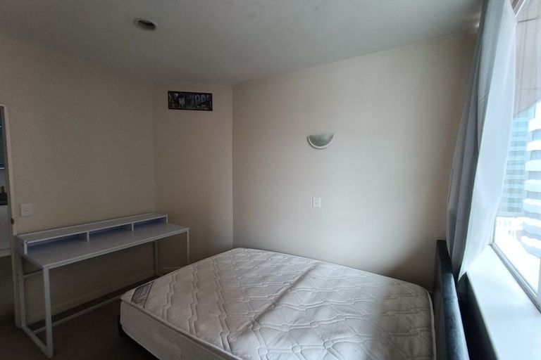 Photo of property in Terrace Tower Apartments, 8b/126 The Terrace, Wellington Central, Wellington, 6011