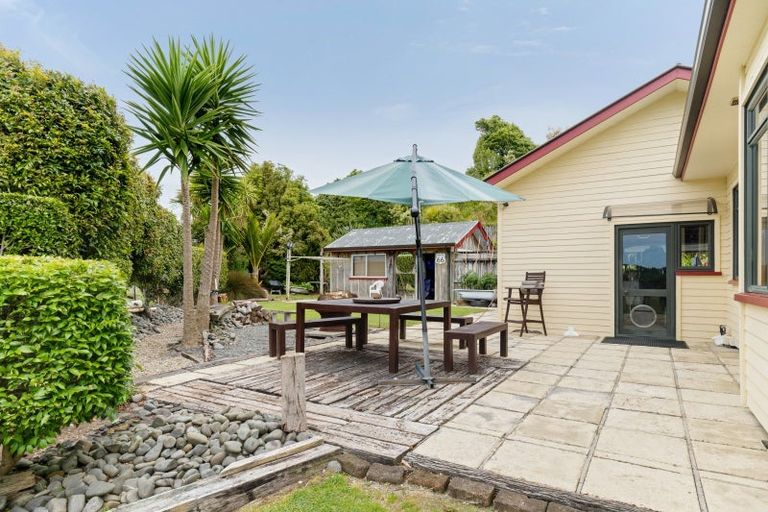 Photo of property in 66 Mcgiven Drive, Ridgewood, New Plymouth, 4371