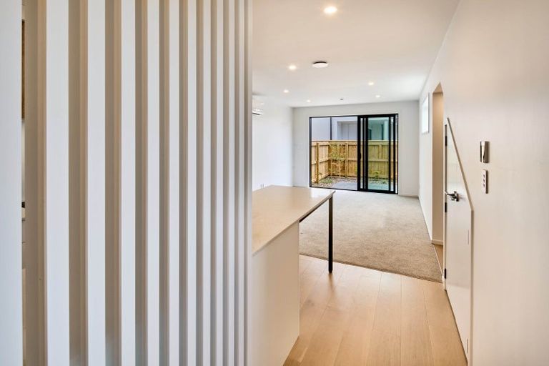 Photo of property in 17/10 Pascoe Avenue, Paremata, Porirua, 5026