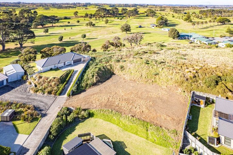 Photo of property in 39 Golf Vue Place, Castlecliff, Wanganui, 4501