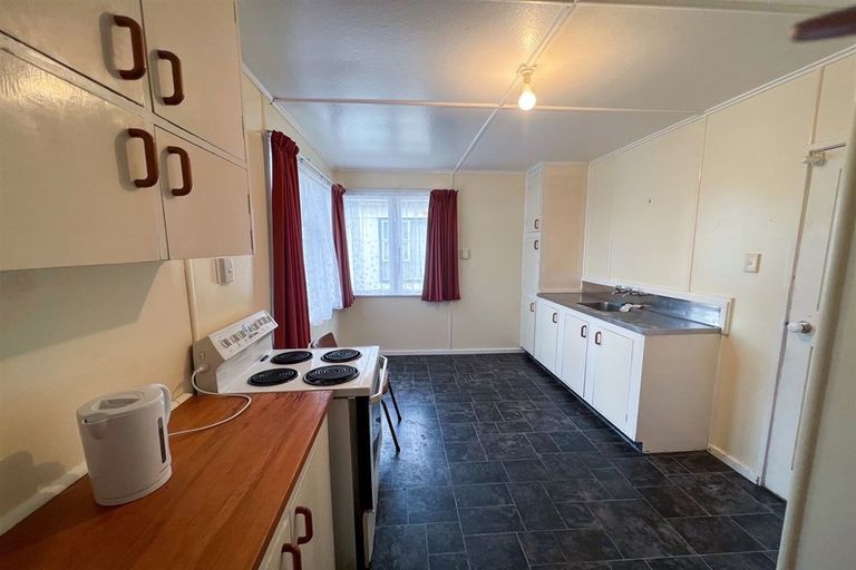 Photo of property in 9 Stairs Street, Dannevirke, 4930