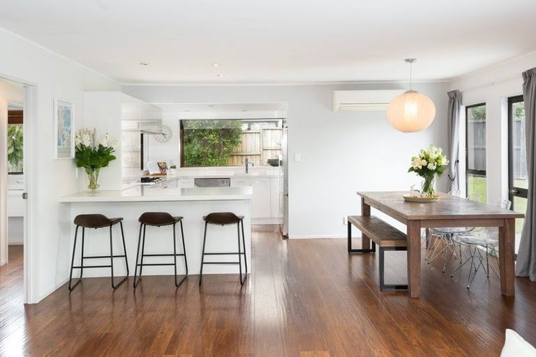 Photo of property in 6 Jandell Crescent, Bucklands Beach, Auckland, 2014