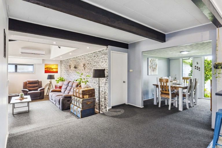 Photo of property in 3 Greenwood Place, Paraparaumu, 5032