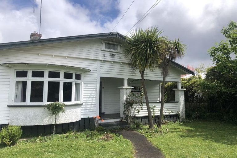 Photo of property in 15 Saint Winifreds Avenue, Hamilton East, Hamilton, 3216