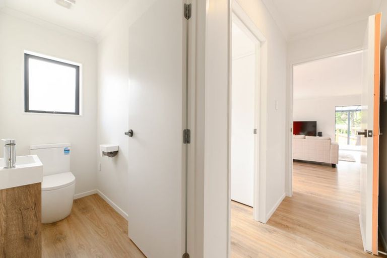 Photo of property in 26a Scarlock Avenue, Browns Bay, Auckland, 0630