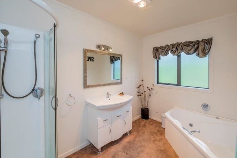 Photo of property in 7 Faydon Close, Ohau, Levin, 5570