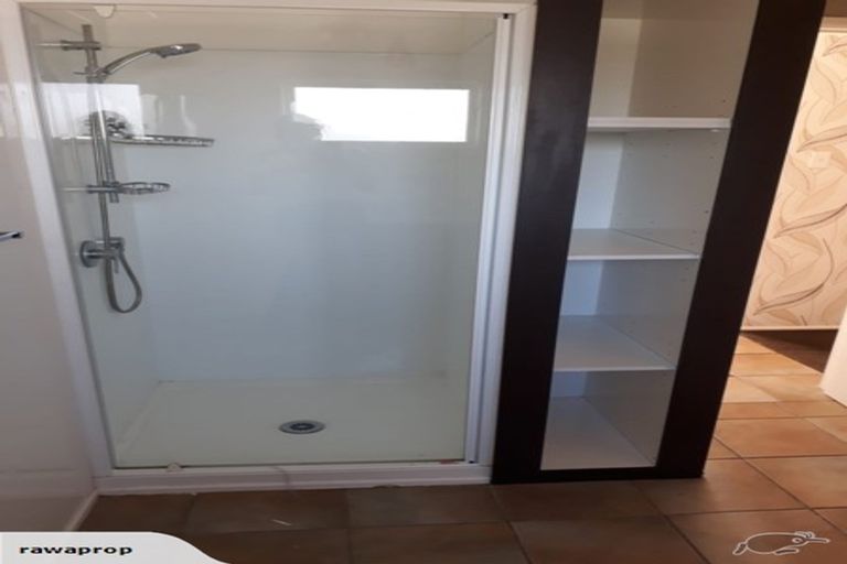 Photo of property in 18 Dakota Avenue, Beach Haven, Auckland, 0626