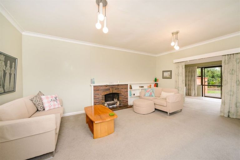 Photo of property in 73 Keeling Street, West End, Palmerston North, 4412