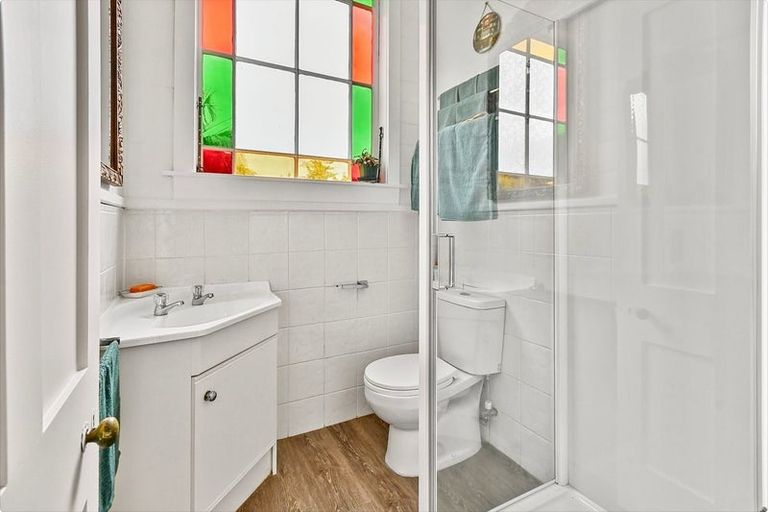 Photo of property in 196 Wade River Road, Wade Heads, Whangaparaoa, 0932