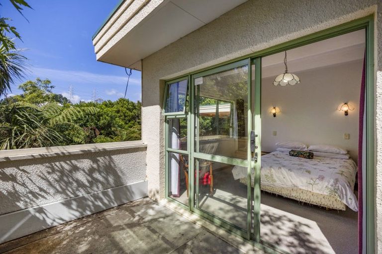 Photo of property in 38 Saxton Road, Upper Vogeltown, New Plymouth, 4371