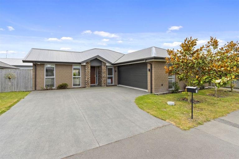 Photo of property in 3 Te Kereme Street, Marshland, Christchurch, 8083