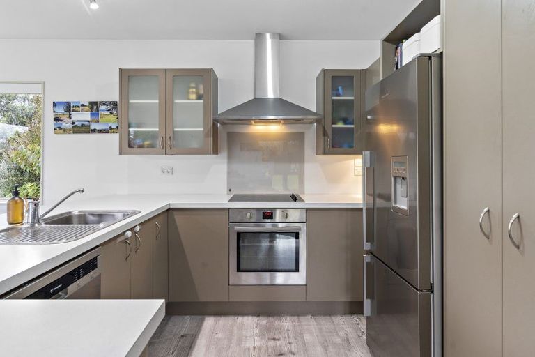 Photo of property in 56 Charles Street, Carterton, 5713