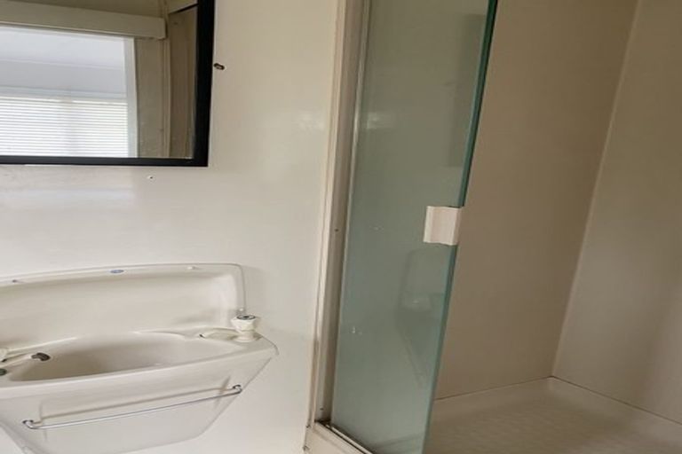 Photo of property in 26 Grenada Avenue, Forrest Hill, Auckland, 0620