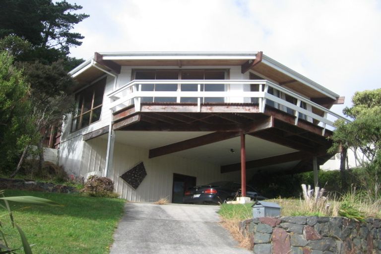 Photo of property in 39 Woodhouse Avenue, Karori, Wellington, 6012