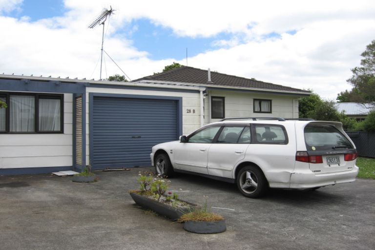Photo of property in 28a Puriri Road, Pukekohe, 2120