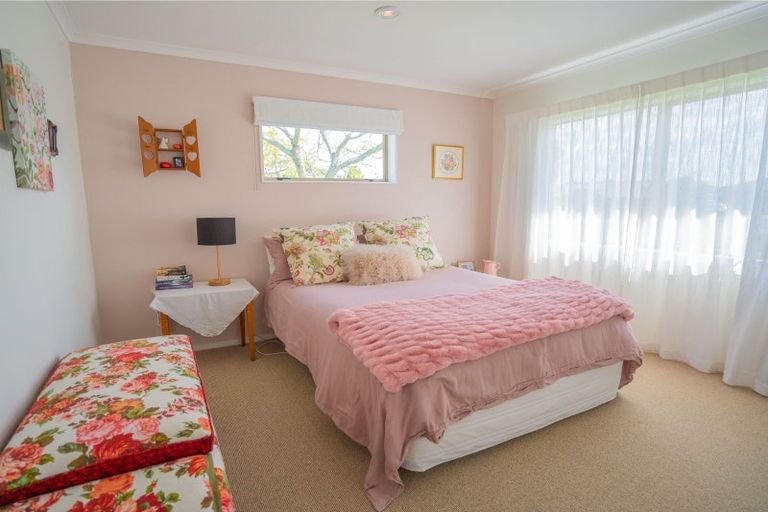 Photo of property in 47 Oteki Park Drive, Welcome Bay, Tauranga, 3112