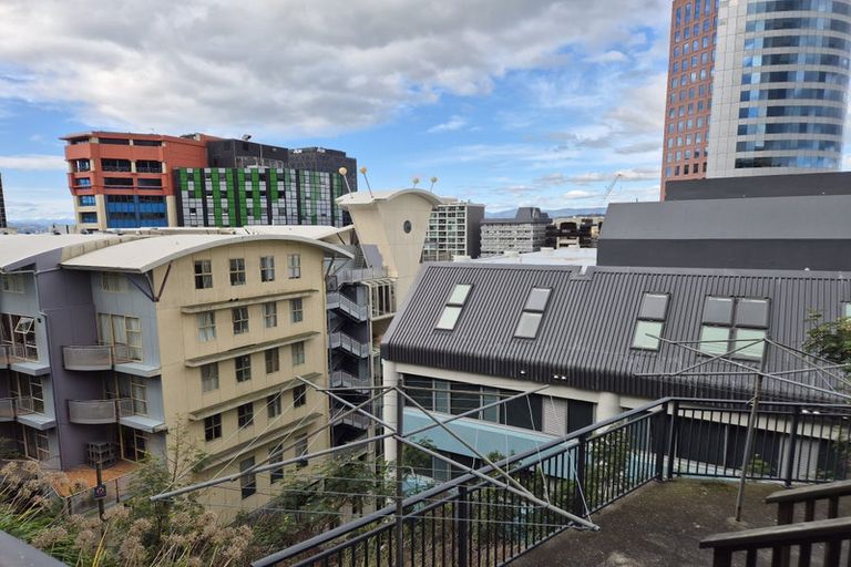 Photo of property in Avon Flats, 7/217 The Terrace, Wellington Central, Wellington, 6011