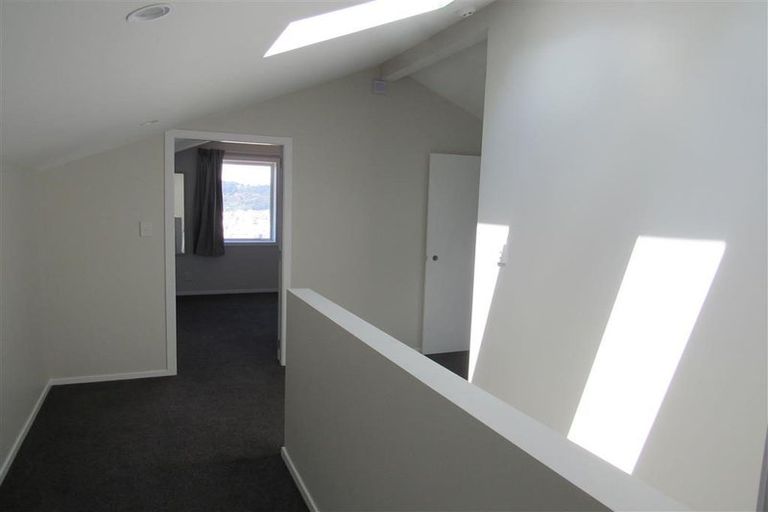 Photo of property in 50 Devon Street, Kelburn, Wellington, 6021