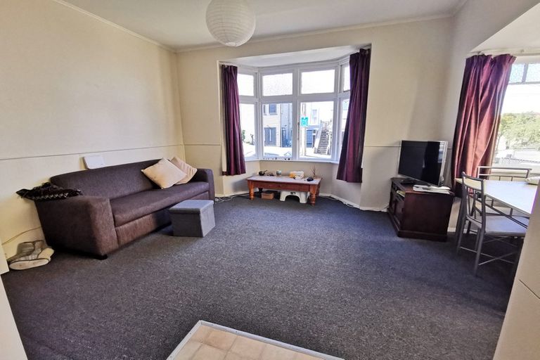 Photo of property in 19 George Street, Thorndon, Wellington, 6011