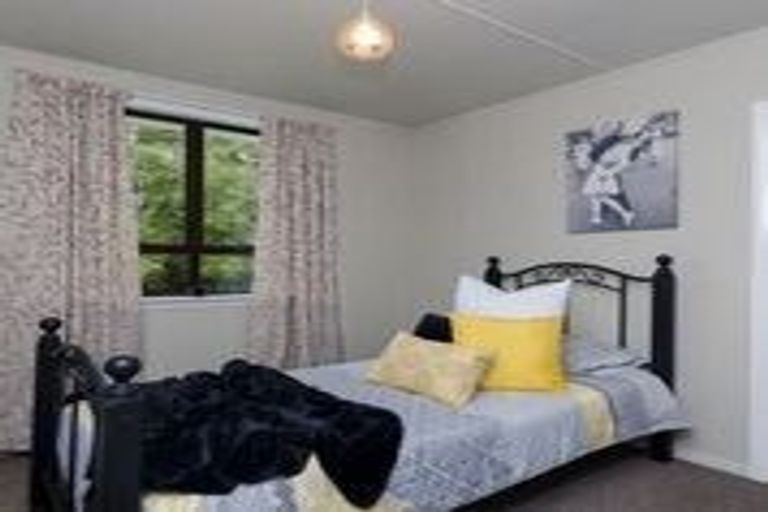 Photo of property in 36 Mcmaster Street, Greytown, 5712