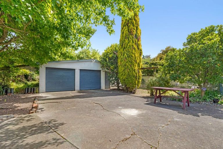 Photo of property in 11 Chelwood Street, Takaro, Palmerston North, 4412