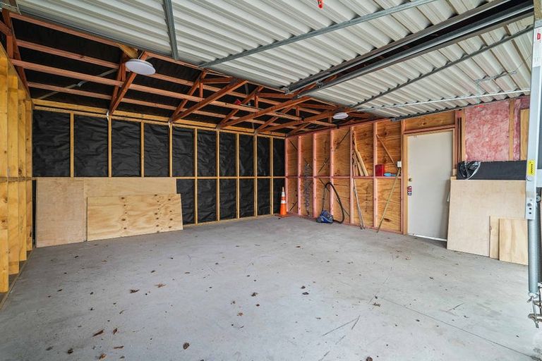 Photo of property in 7 Mckellar Place, Hornby, Christchurch, 8042