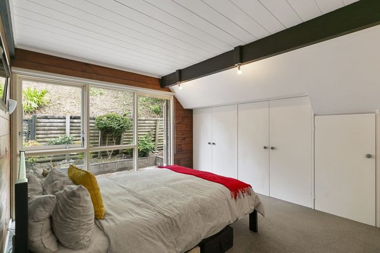 Photo of property in 9 Goddard Grove, Churton Park, Wellington, 6037