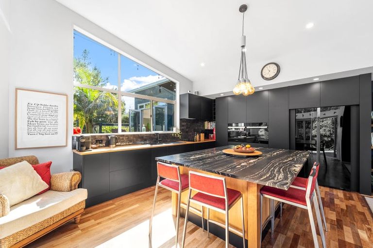 Photo of property in 84a Scott Road, Stanmore Bay, Whangaparaoa, 0932