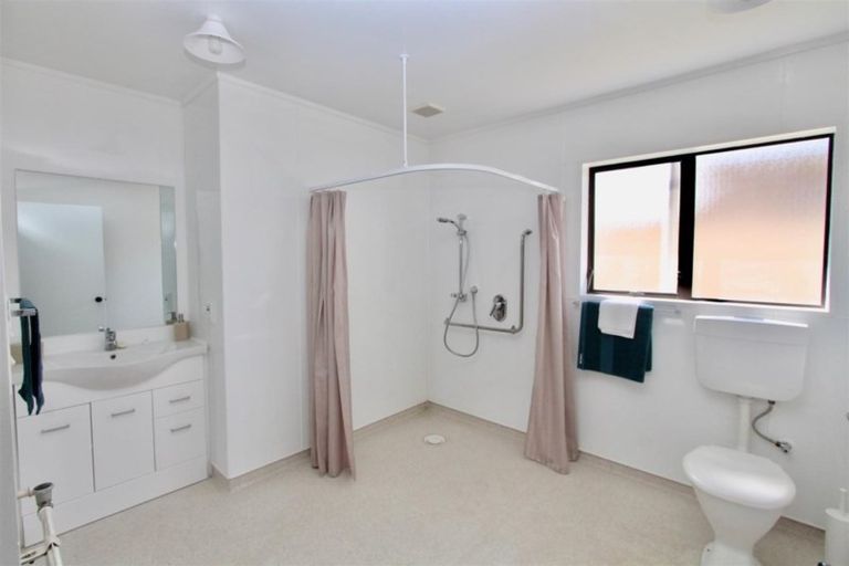 Photo of property in 10a Robertson Street, Glenholme, Rotorua, 3010